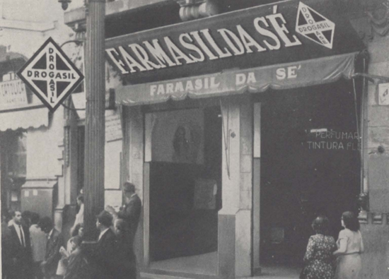 1937